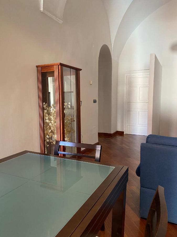 Apartamento La Almena 1 Junto A Plaza Mayor,2 Habitaciones, Parking Gratuito Caces Exterior foto