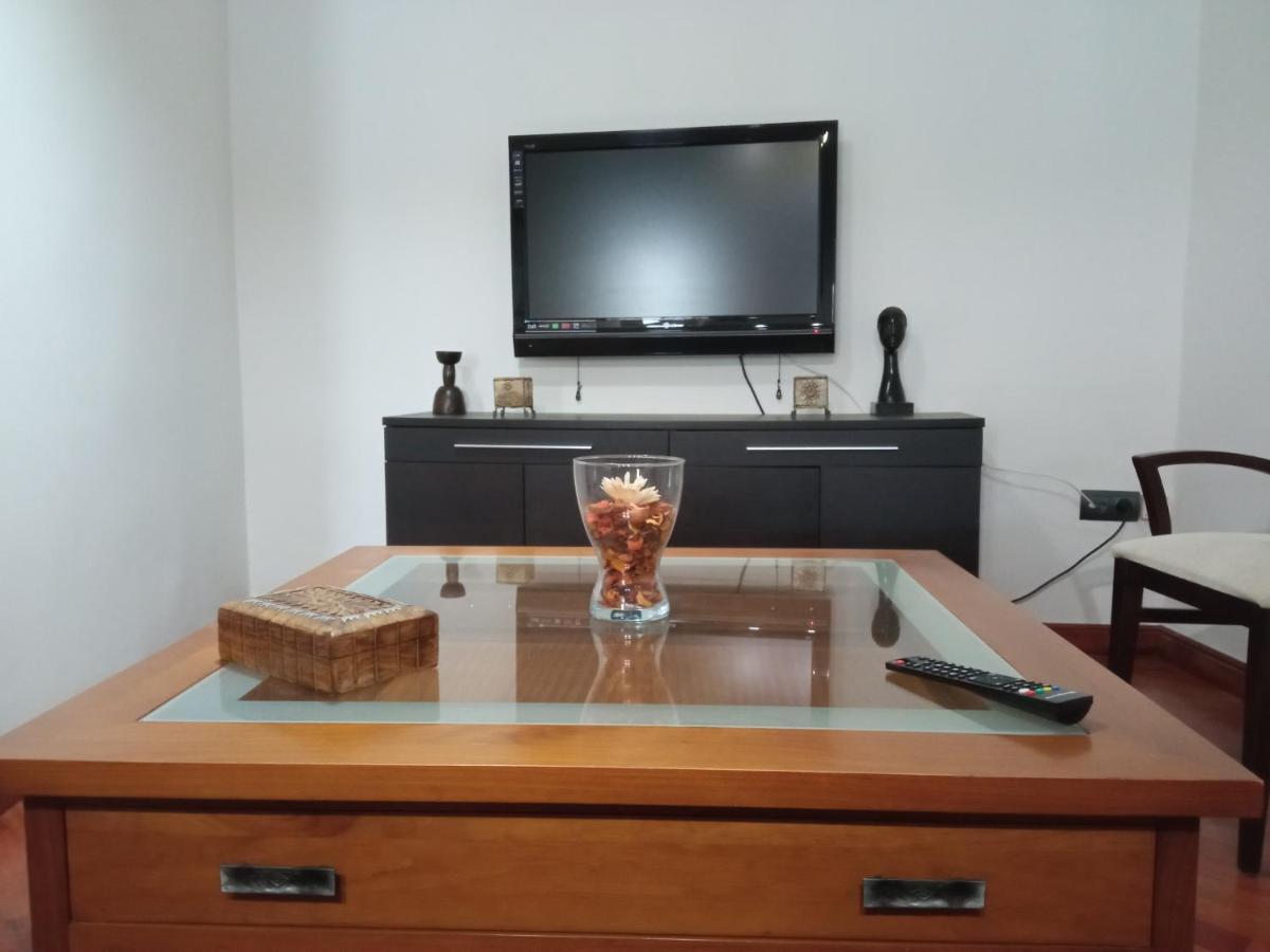 Apartamento La Almena 1 Junto A Plaza Mayor,2 Habitaciones, Parking Gratuito Caces Exterior foto